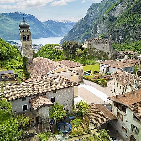 Appartamento Ania Vista Castello Tenno Bagian luar foto