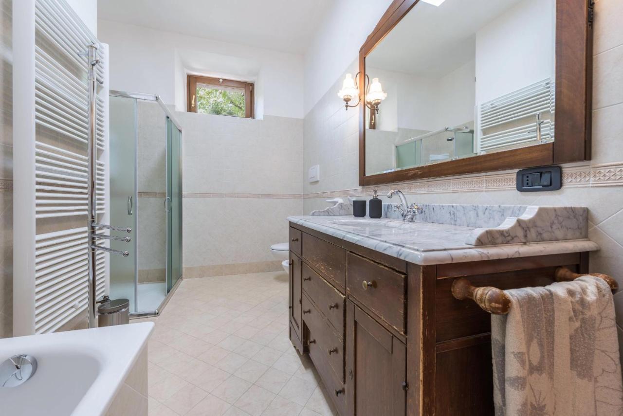 Appartamento Ania Vista Castello Tenno Bagian luar foto